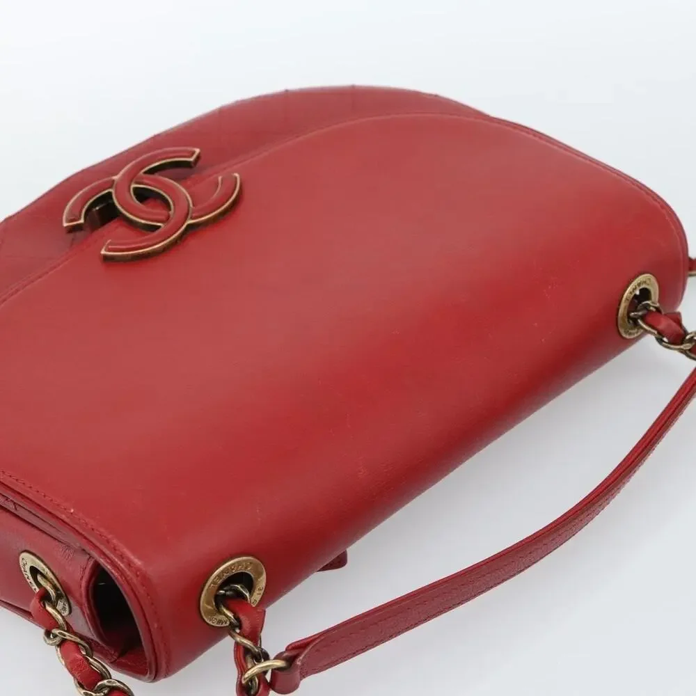 Chanel Calfskin Chain Shoulder Bag Red